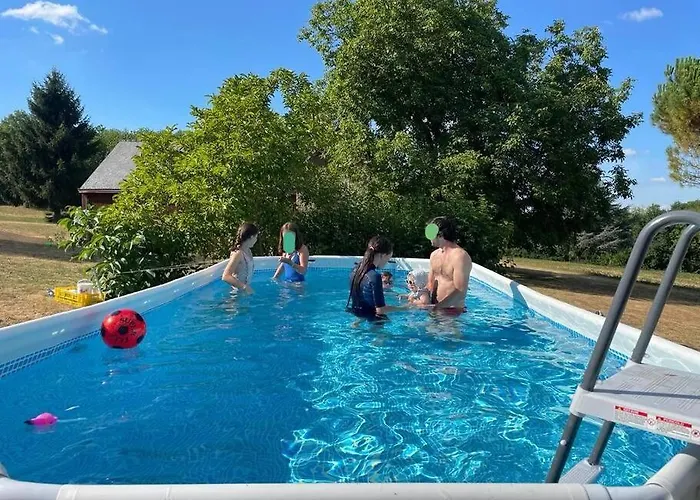 Maison Familiale, 15 Pers, 7 Chambres, Piscine, Deco Soignee Semesterbostad