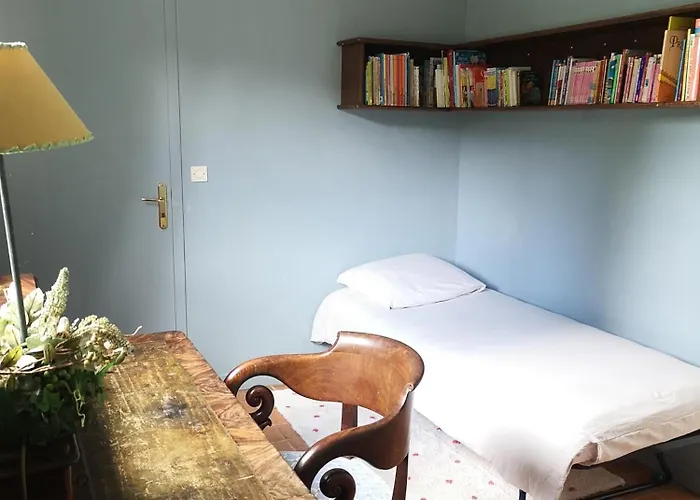 Maison Familiale, 15 Pers, 7 Chambres, Piscine, Deco Soignee * Bais (Mayenne)